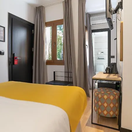 Boutique Puerta De Granadas 3* Granada