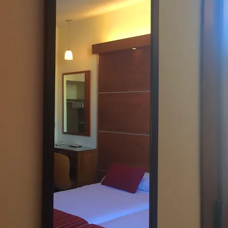 Hotel Boutique Puerta De Granadas Granada
