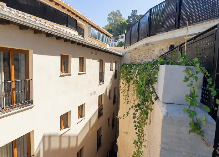 ブティック プエルタ デ ラス グラナダス ホテル