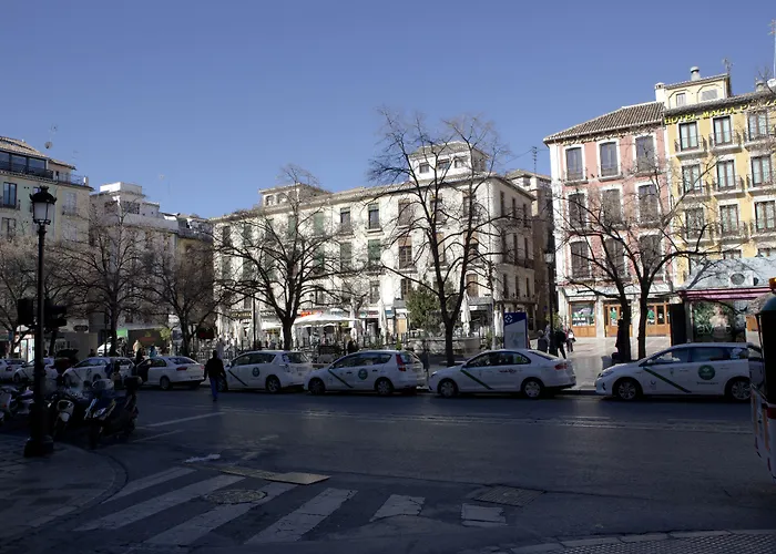 ホテル ブティック プエルタ デ ラス グラナダス グラナダ